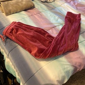 dark pink sweatpants 😍